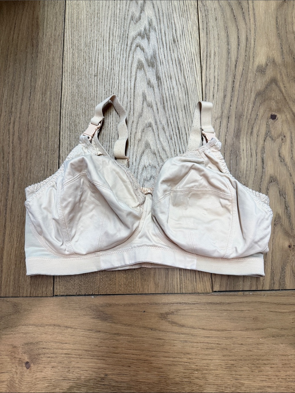 Soft Support Non-Wired NURSING bra in Light Beige